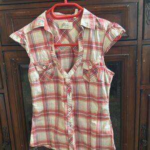 Guess top, size M ,